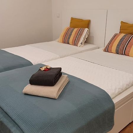 A H - Apartment Oporto Downtown Eksteriør billede